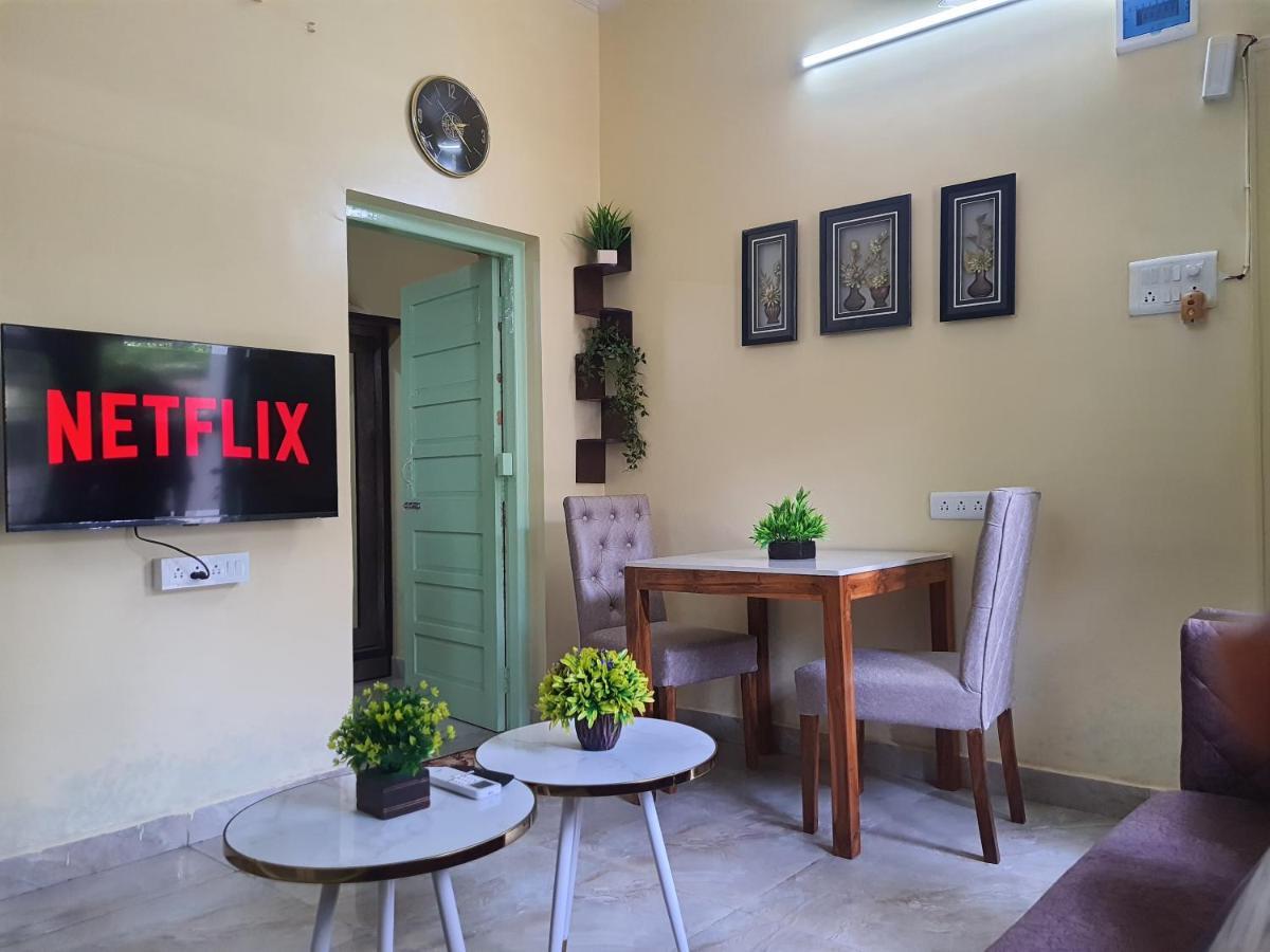 Osi Apartments Khar West Mumbai Bagian luar foto